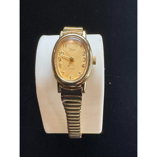 Vintage Timex Ladies Watch - Oval Gold Case | Gold Dial | Expansion Band | Quartz | Arabic Numerals